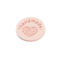 Kangasmerkki keinomokkaa Handmade/ lankakerä vaalea persikka pyöreä 25 mm