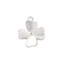 Maskotti sterlinghopeaa neliapila 11,5x9,5 mm