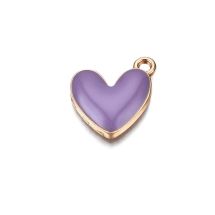 Metalliemalimaskotti sydän violetti/ kulta 16x15 mm