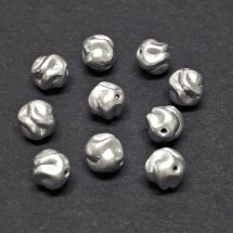 Urahelmi "lankapallo" kierreura pyöreä matta hopea 8 mm 30 kpl