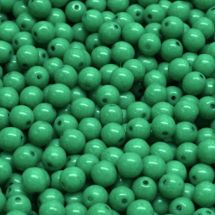 Pyöreä lasihelmi Tsekki opaakki pintaväri vihreä 4 mm 30 kpl