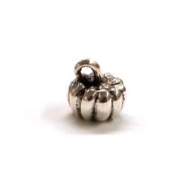 Metallimaskotti 3D kurpitsa antiikkihopeanväri 10,4x10,7 mm