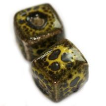 Posliinihelmi kuutio lisko 11 mm 1 kpl
