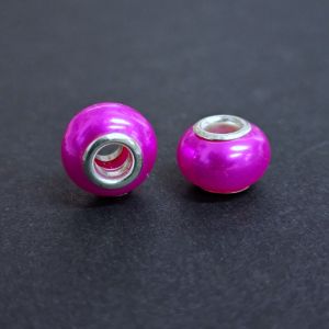 Isoreikäinen helmi helmiäisresiini hot pink 14x9 mm