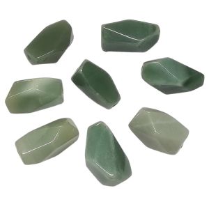 Kivihelmi vihreä aventuriini hiottu iso nugettihelmi 1 kpl