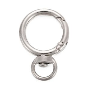 Iso pyöriväkantainen pyöreä avaimenperä platinanvärinen n. 37,3x14 mm