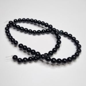 Tukkuerä kivihelmi pyöreä 6 mm musta obsidiaani n. 38 cm nauha