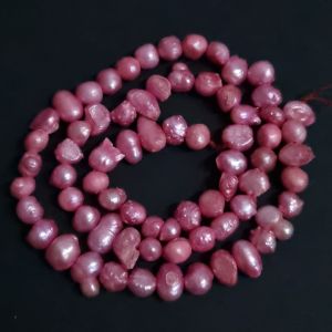 Makeanvedenhelmi nugetti/tasasivu n. 4-6 mm pinkki nauha