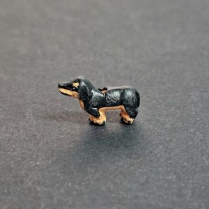 Keraaminen helmi mäyräkoira 10 mm 1 kpl