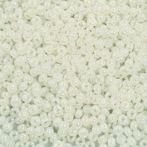 Siemenhelmi 10/0 Tsekki helmiäinen vanilja AB 10 g