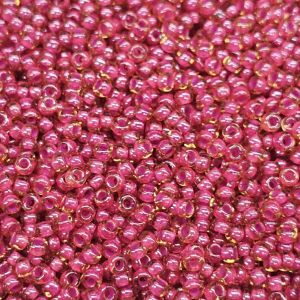 Siemenhelmi 8/0 Tsekki kirkas meripihka sisäväri tumma pinkki 10 g