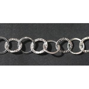 Ketju pyöreät renkaat sileä+patinoitu n. 18+17x15 mm hopeoitu n. 20 cm