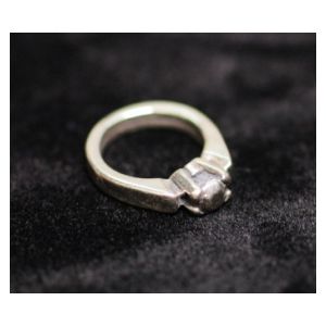 Riipus sterlinghopeaa sormus 11 mm
